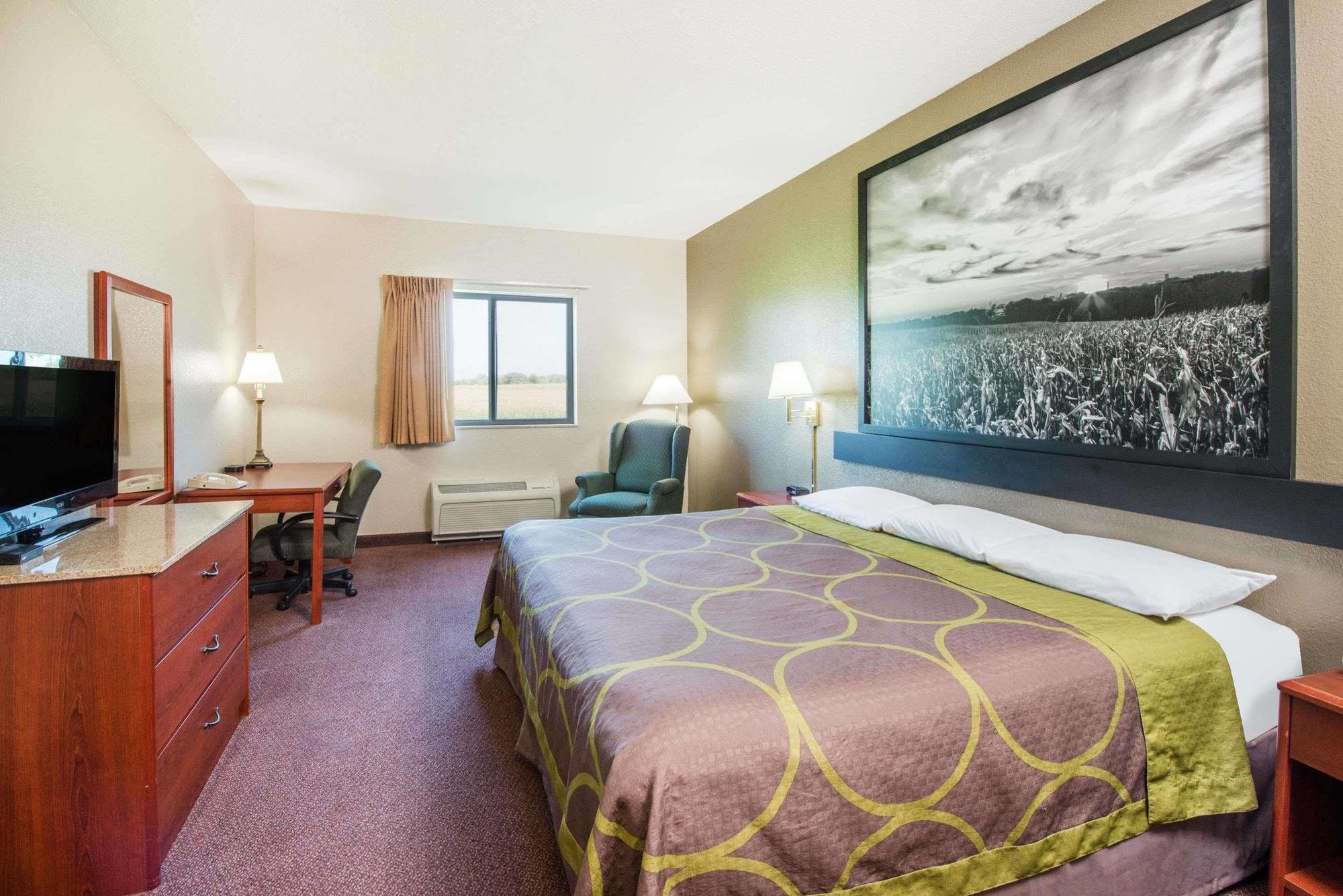 Super 8 By Wyndham Iola Ks Ξενοδοχείο Εξωτερικό φωτογραφία